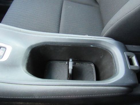 Used 2018 Honda HR-V LX image 46