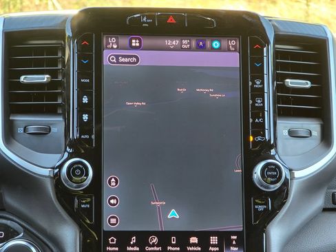 New 2026 RAM 1500 Big Horn AWD/4WD image 8