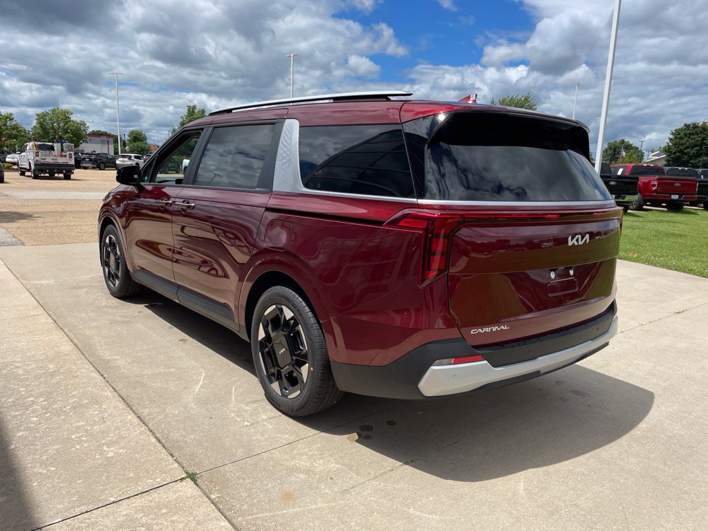 New 2026 Kia Carnival EX FWD image 7