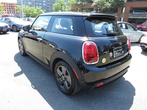 Used 2023 MINI Cooper SE FWD image 2