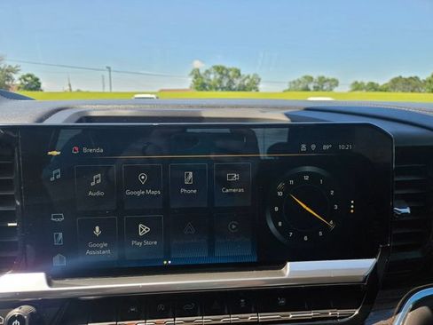 Used 2023 Chevrolet Silverado 1500 LT AWD/4WD image 19
