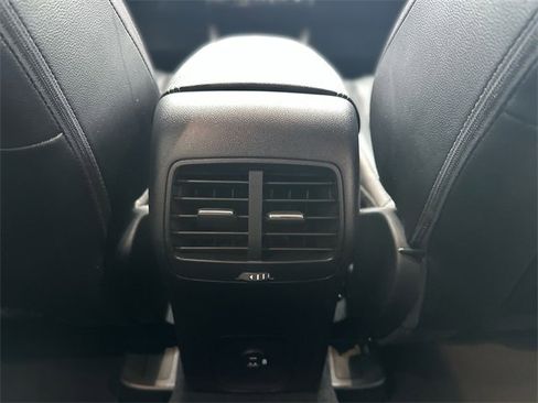 Certified 2022 Ford Escape SEL image 25