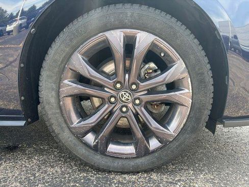 Used 2021 Toyota Sienna XSE FWD image 24