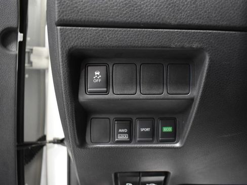 Used 2017 Nissan Rogue S w/ S Appearance Package image 16