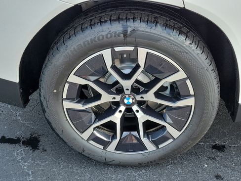 New 2026 BMW X3 xDrive30 w/ Premium Package AWD/4WD image 5