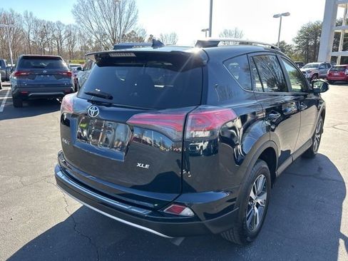 Used 2018 Toyota RAV4 XLE image 5
