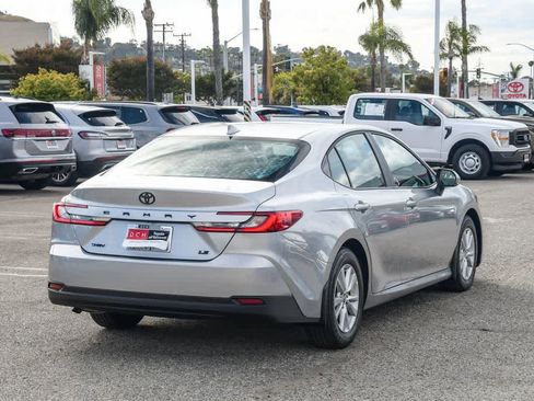Used 2026 Toyota Camry LE FWD image 7