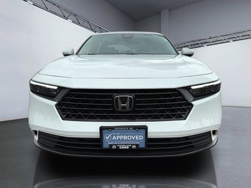 Used 2024 Honda Accord EX image 10