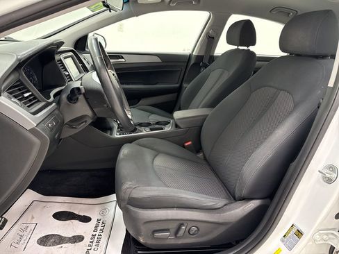 Used 2019 Hyundai Sonata SEL w/ Cargo Package image 16
