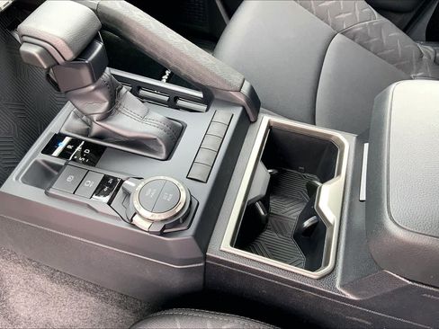 New 2026 Toyota Tacoma SR5 AWD/4WD image 7