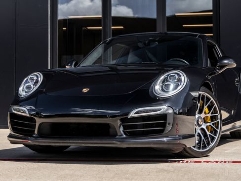 Certified 2015 Porsche 911 Turbo S AWD/4WD image 7