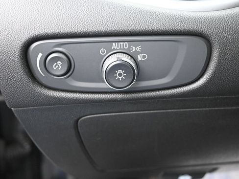 Used 2023 Chevrolet Malibu LT FWD image 18