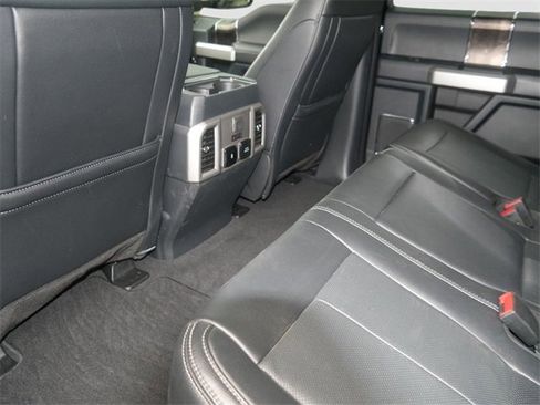 Used 2022 Ford F350 Lariat w/ Chrome Package image 7