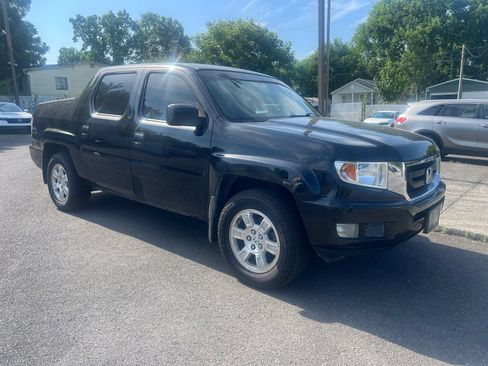 Used 2011 Honda Ridgeline RT image 2