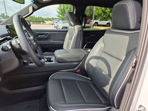 New 2026 GMC Sierra EV Elevation w/ LPO, Elevation Dark Package AWD/4WD image 21