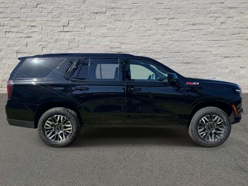 Used 2025 Chevrolet Tahoe Z71 AWD/4WD image 6