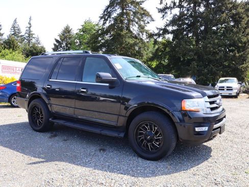 Used 2017 Ford Expedition Limited AWD/4WD image 5