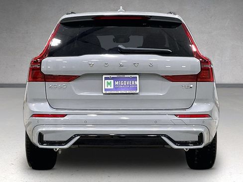 New 2026 Volvo XC60 T8 Plus w/ Protection Package Premier AWD/4WD image 4