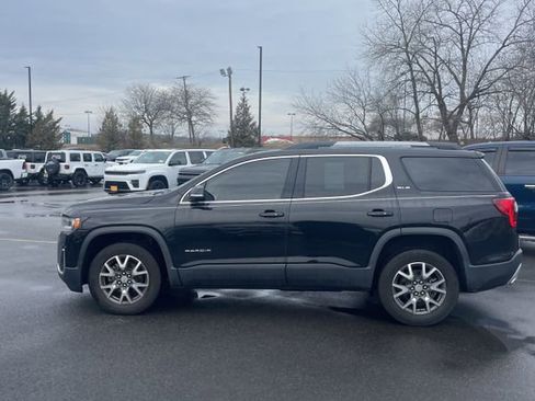 Used 2020 GMC Acadia SLE w/ Driver Convenience Package image 12