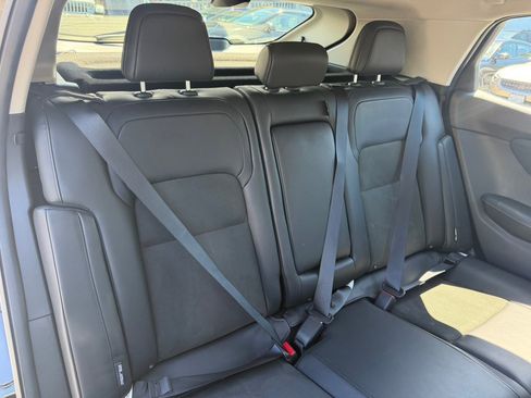 Used 2023 Nissan Ariya FWD image 43