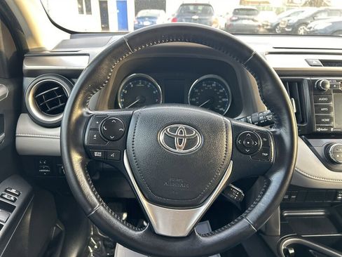 Used 2016 Toyota RAV4 XLE image 14