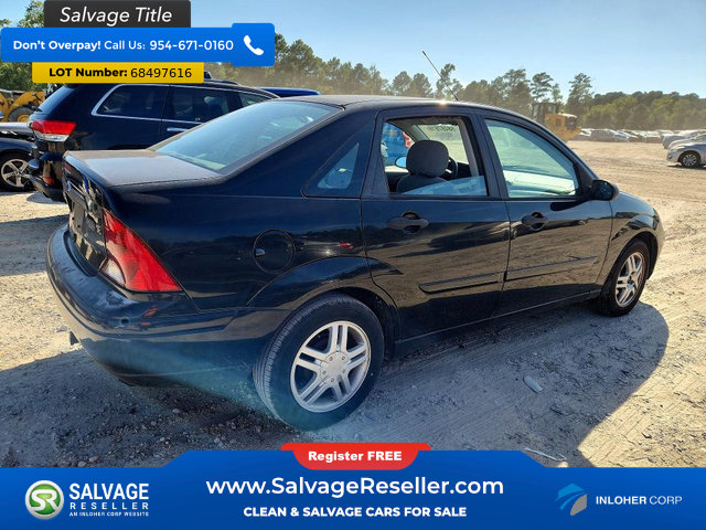 Used 2003 Ford Focus SE FWD image 4