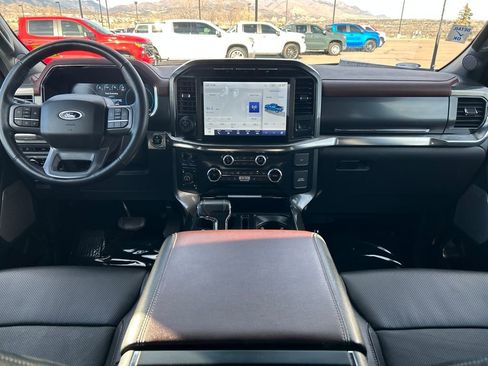 Used 2022 Ford F150 Lariat w/ Max Trailer Tow Package image 8