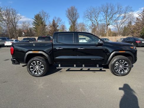 New 2026 GMC Canyon Denali image 8