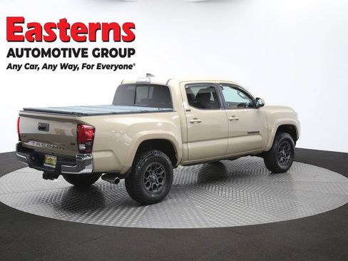 Used 2018 Toyota Tacoma SR5 AWD/4WD image 39