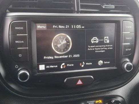 Used 2024 Kia Soul LX w/ Option Group 015 FWD image 18