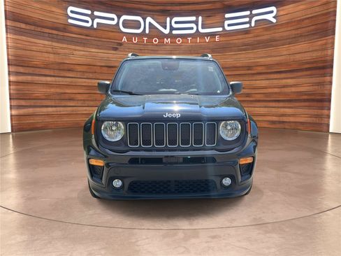 Used 2023 Jeep Renegade Latitude w/ Sun/Sound Group AWD/4WD image 9