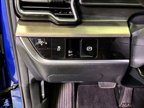 Used 2023 Kia Sportage X-Line AWD/4WD image 17