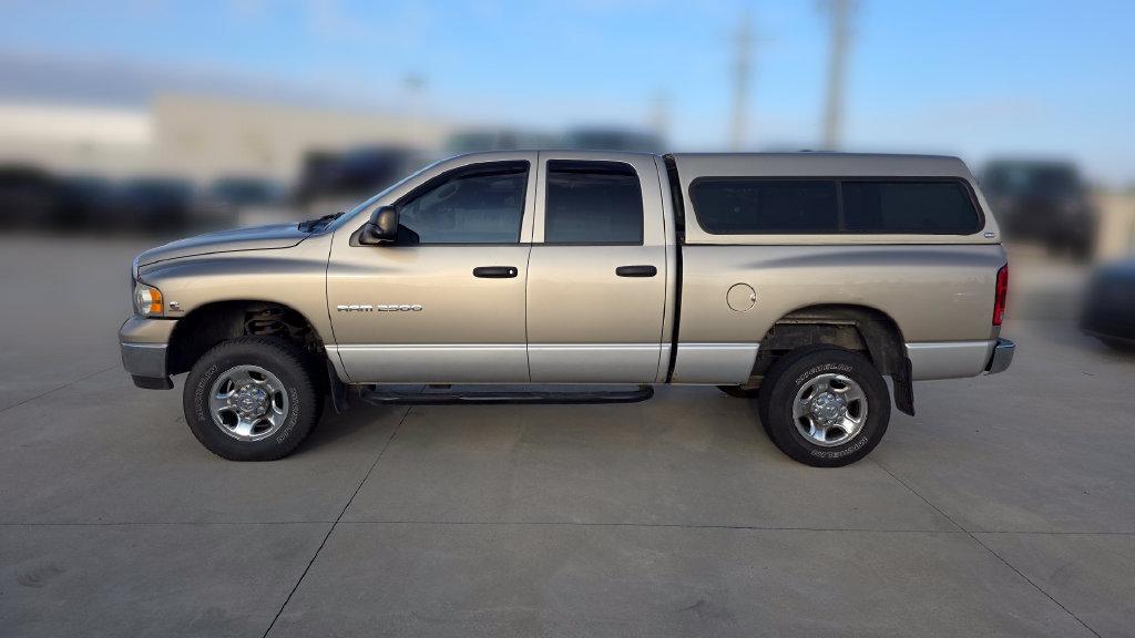 Used 2004 Dodge Ram 2500 Truck SLT w/ Trailer Tow Group AWD/4WD image 2