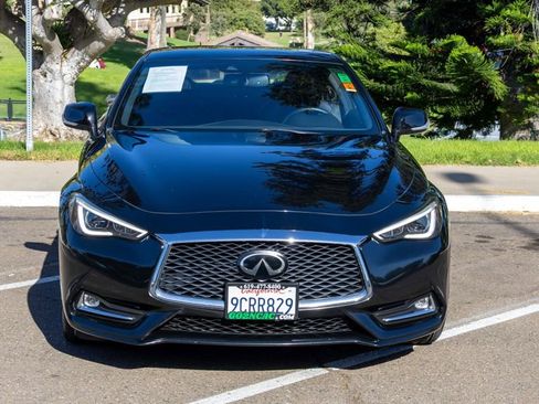 Used 2019 INFINITI Q60 3.0t Luxe w/ Essential Package image 5