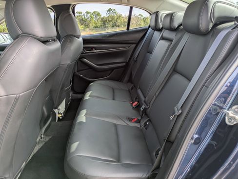 Used 2024 MAZDA MAZDA3 s image 14