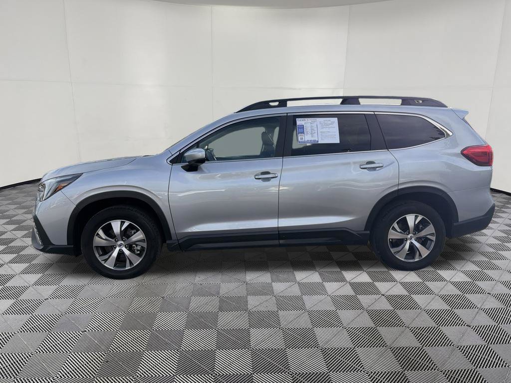 Used 2025 Subaru Ascent Premium AWD/4WD image 4
