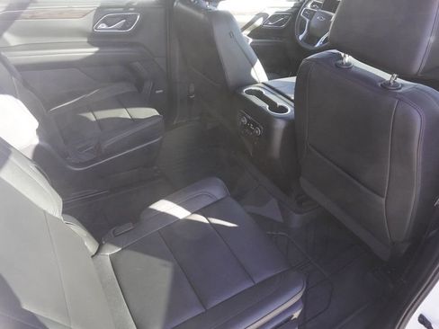 Used 2023 Chevrolet Tahoe Z71 w/ Luxury Package image 26