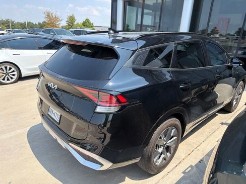 Used 2024 Kia Sportage SX FWD image 5