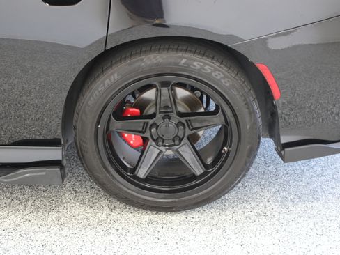 Used 2023 Dodge Charger R/T w/ Blacktop Package RWD image 10