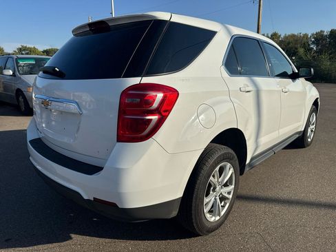 Used 2017 Chevrolet Equinox LS AWD/4WD image 5
