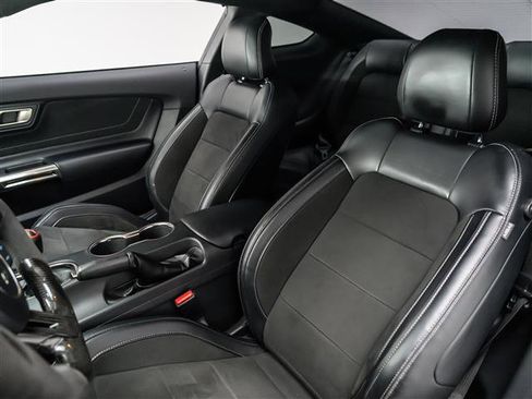 Used 2017 Ford Mustang Shelby GT350 image 19