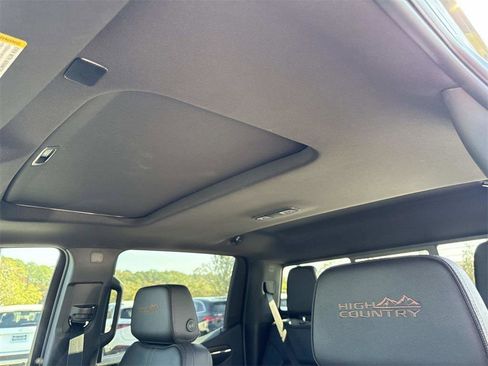 Used 2024 Chevrolet Silverado 1500 High Country w/ High Country Premium Package image 22
