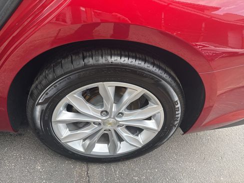 Used 2021 Chevrolet Malibu LT FWD image 20