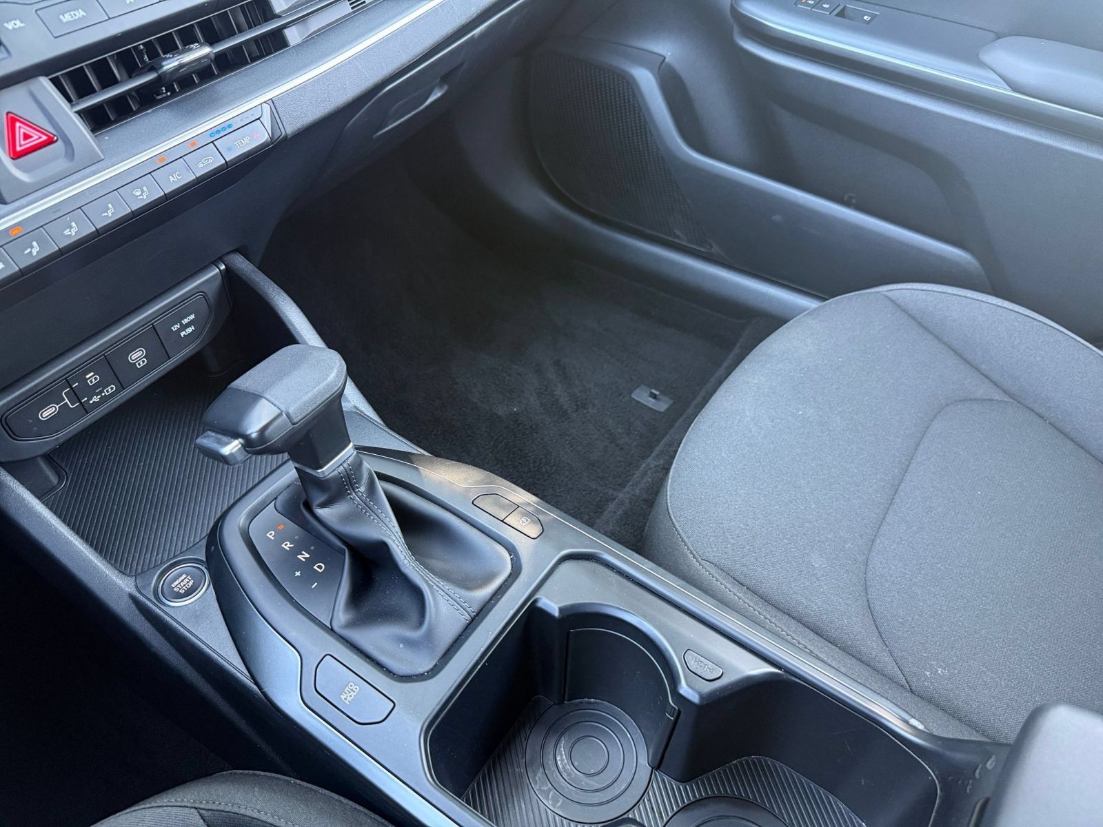 Used 2026 Kia K4 FWD image 39
