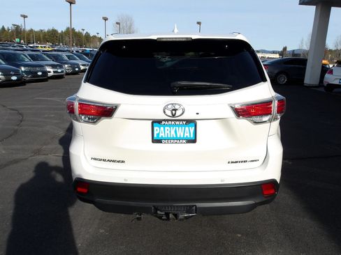 Used 2014 Toyota Highlander Limited image 4