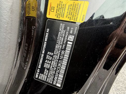 Used 2019 MINI Cooper 2-Door Hardtop w/ Signature Upholstery Package image 28