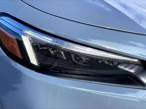 Used 2022 Honda Civic Touring image 27