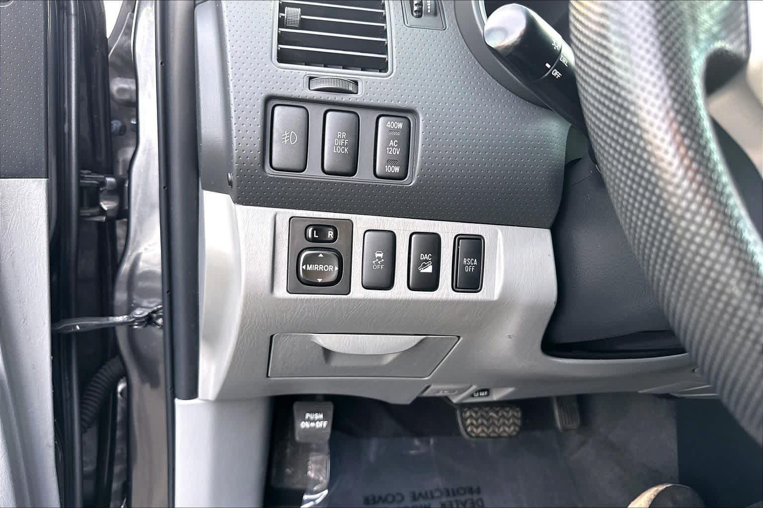 Used 2015 Toyota Tacoma 4x4 Double Cab w/ TRD Off-Road Package image 34