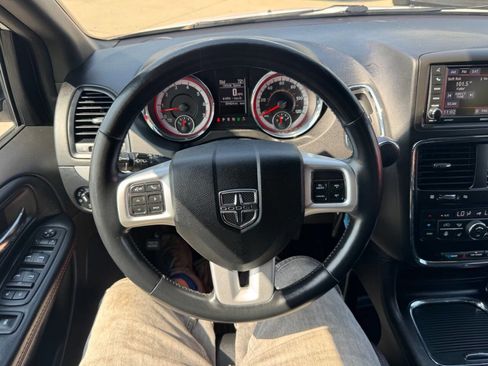 Used 2019 Dodge Grand Caravan GT FWD image 20