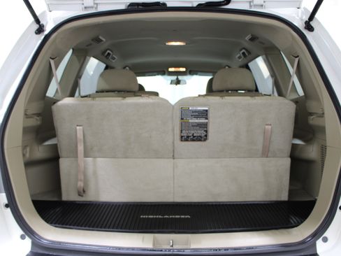 Used 2012 Toyota Highlander SE w/ Tech Pkg AWD/4WD image 21